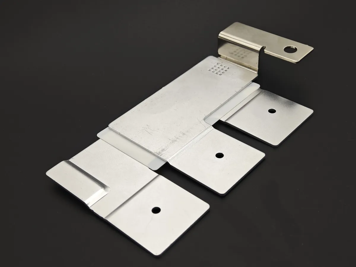 Busbar for high-current applications